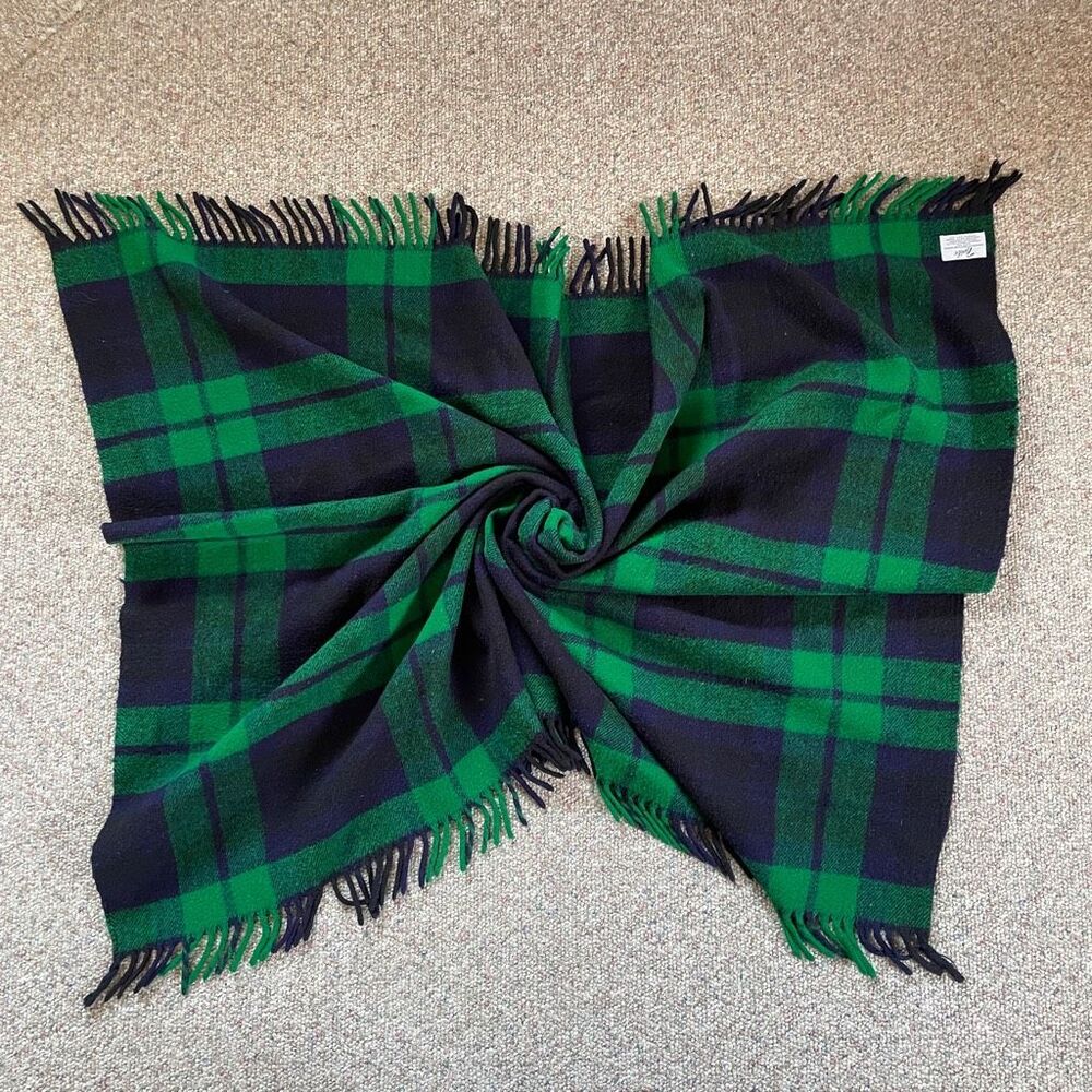 Green and Black Plaid Throw Blanket